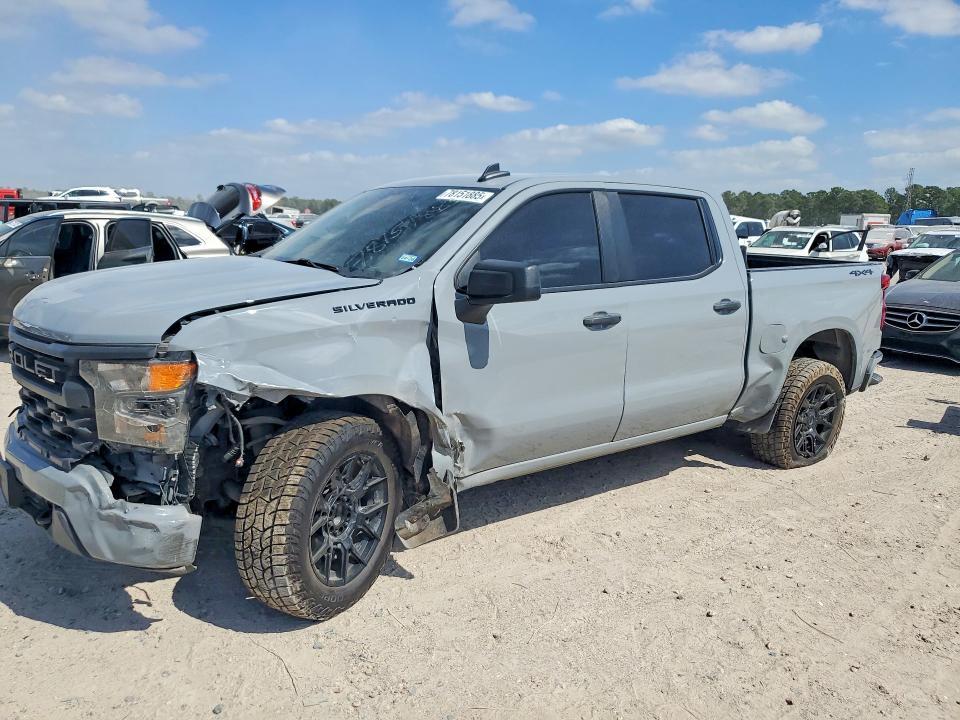 2024 Chevrolet Silverado K1500 Custom
