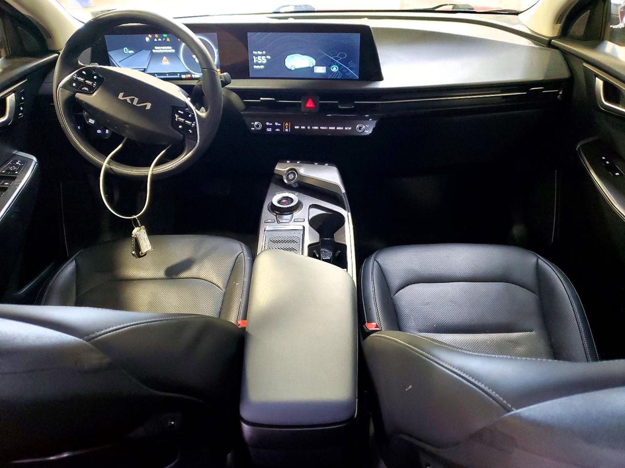 2024 KIA EV6 Wind