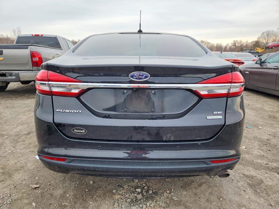 2018 Ford Fusion se