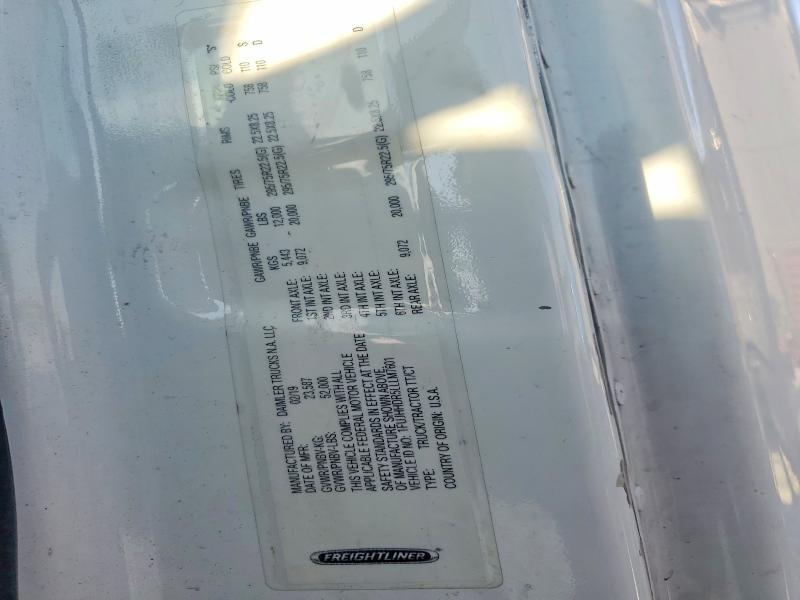 2020 Freightliner Cascadia 126 Semi Truck