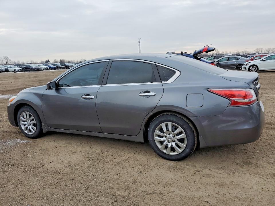 2015 Niss Altima 2.5 s 4DR