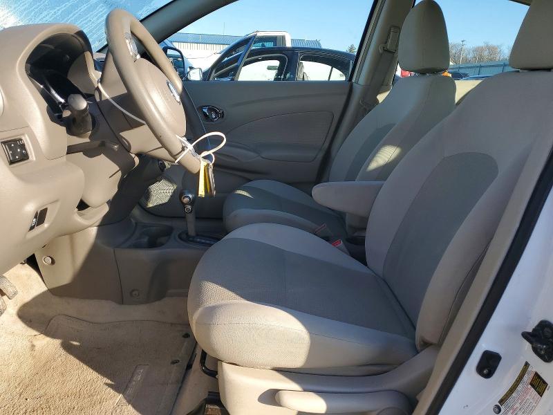 2013 Nissan Versa 1.6 s