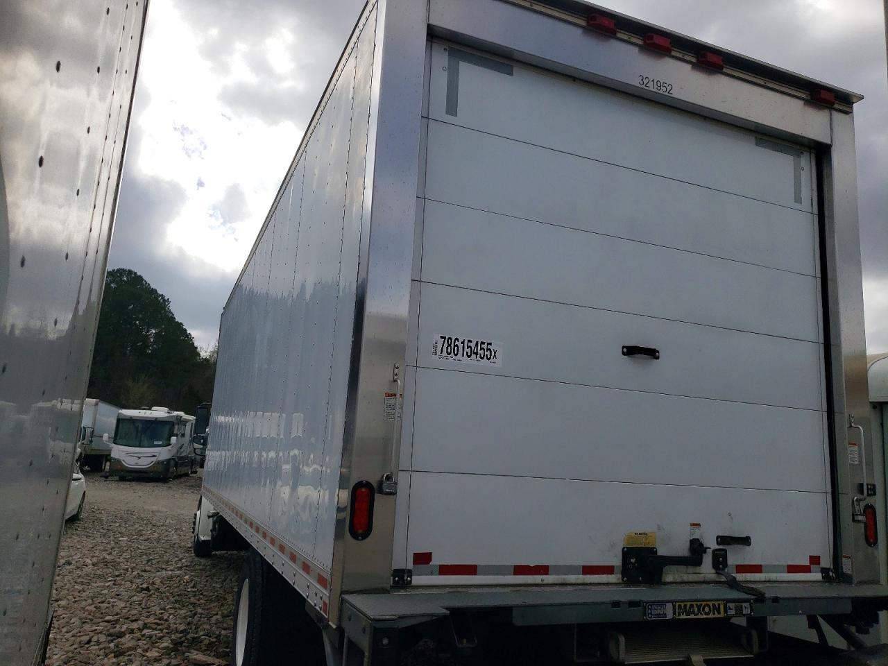 2021 Freightliner Business Class M2 Refrigerated BOX Truck