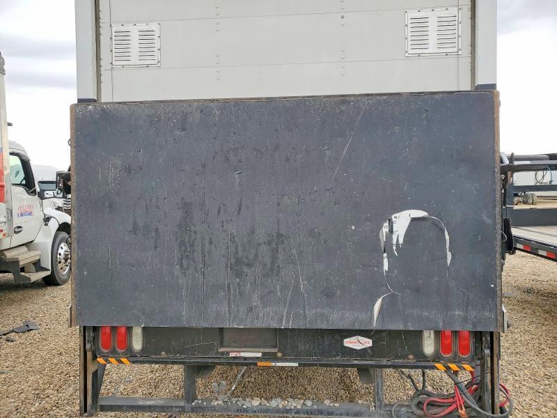 2018 Chevrolet Express BOX Truck