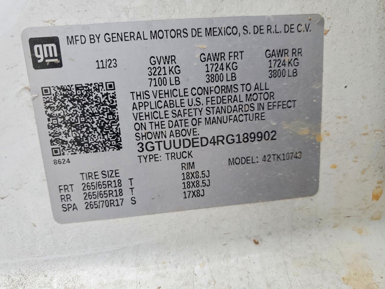 2024 GMC Sierra K1500 SLT