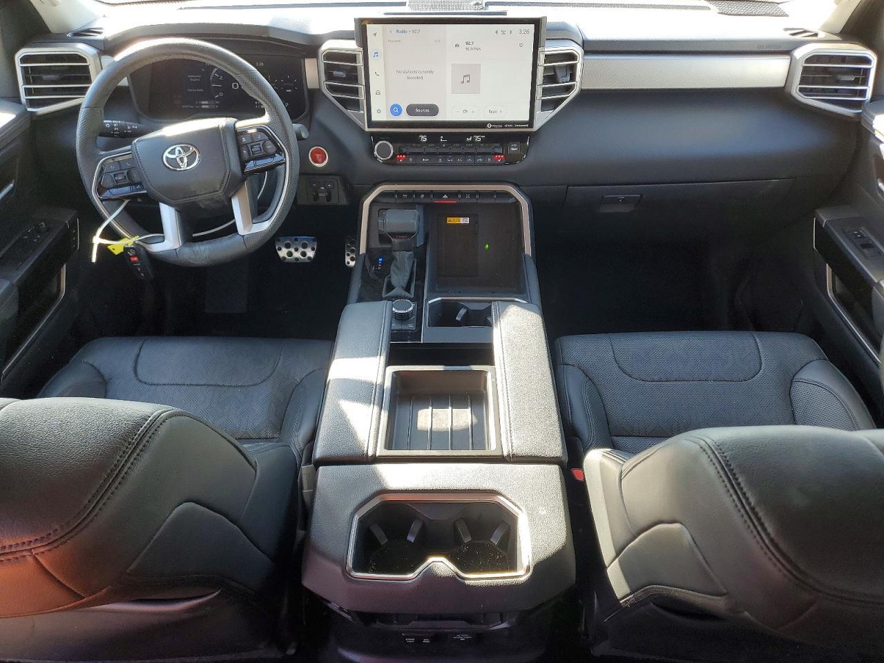 2024 Toyota Tundra Limited HV