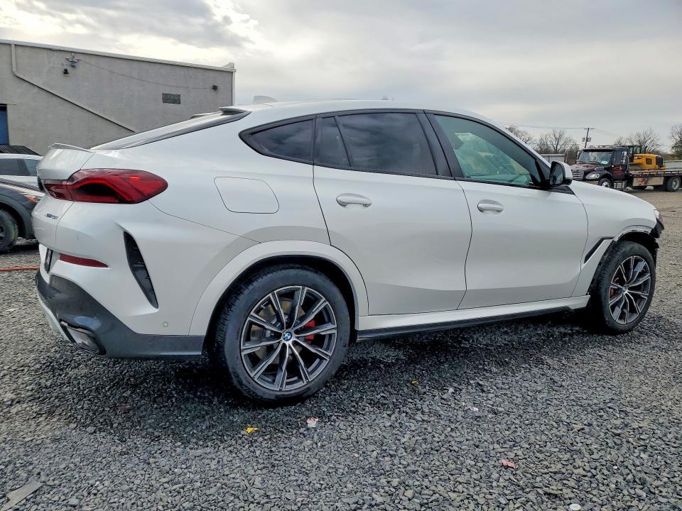 2023 BMW X6 Xdrive40i