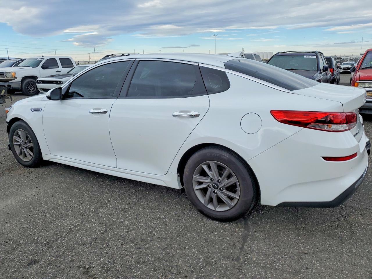 2020 KIA Optima lx