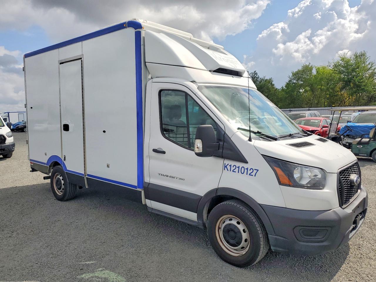 2021 Ford Transit Delivery Truck