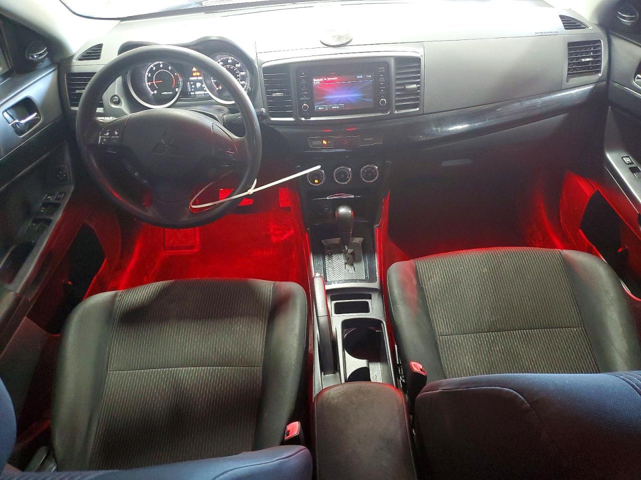 2017 Mitsubishi Lancer es