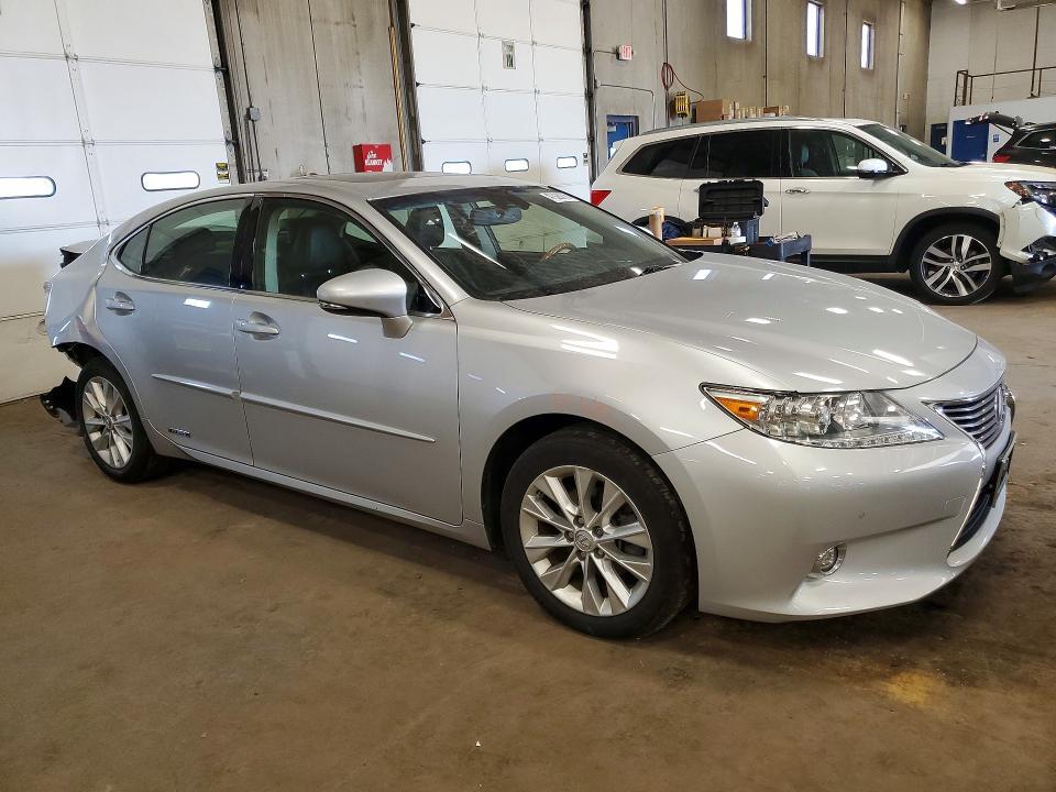 2014 Lexus Es 300h Base