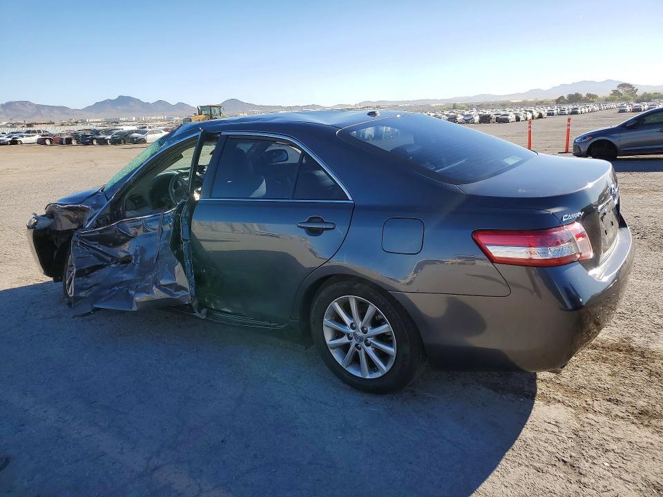 2011 Toyota Camry xle V6