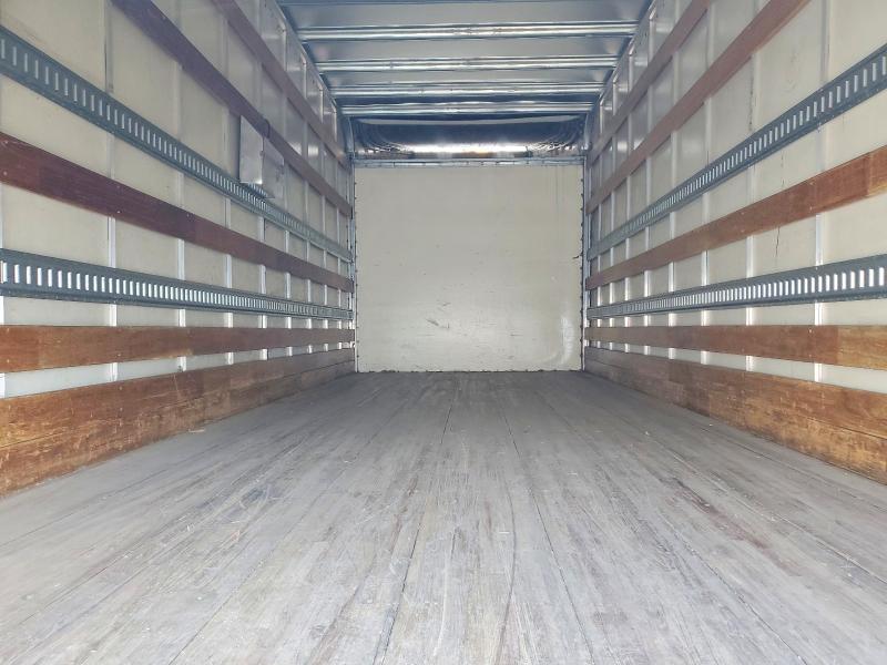 2016 Mitsubishi Fuso FEC92S Delivery Truck