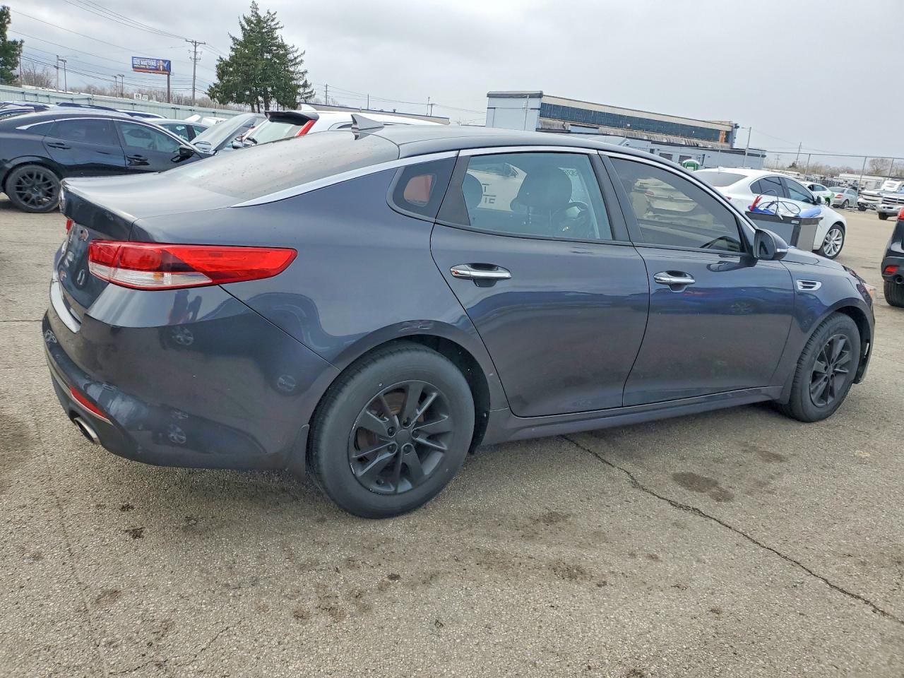 2017 KIA Optima lx