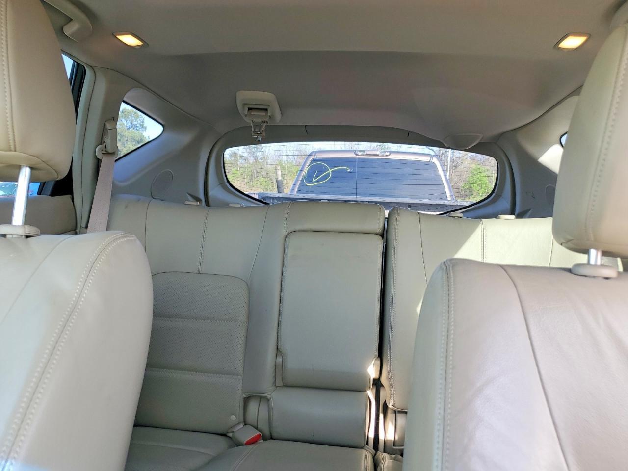 2012 Nissan Murano s