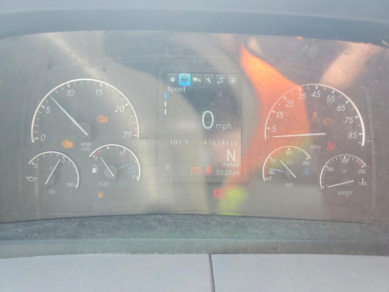 2022 Freigliner 2022 Freightliner Cascadia 126 Semi Truck