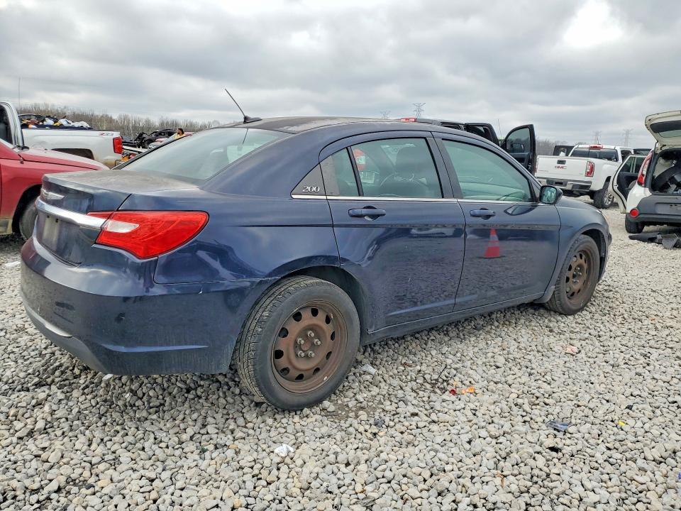 2014 Chrysler 200 lx