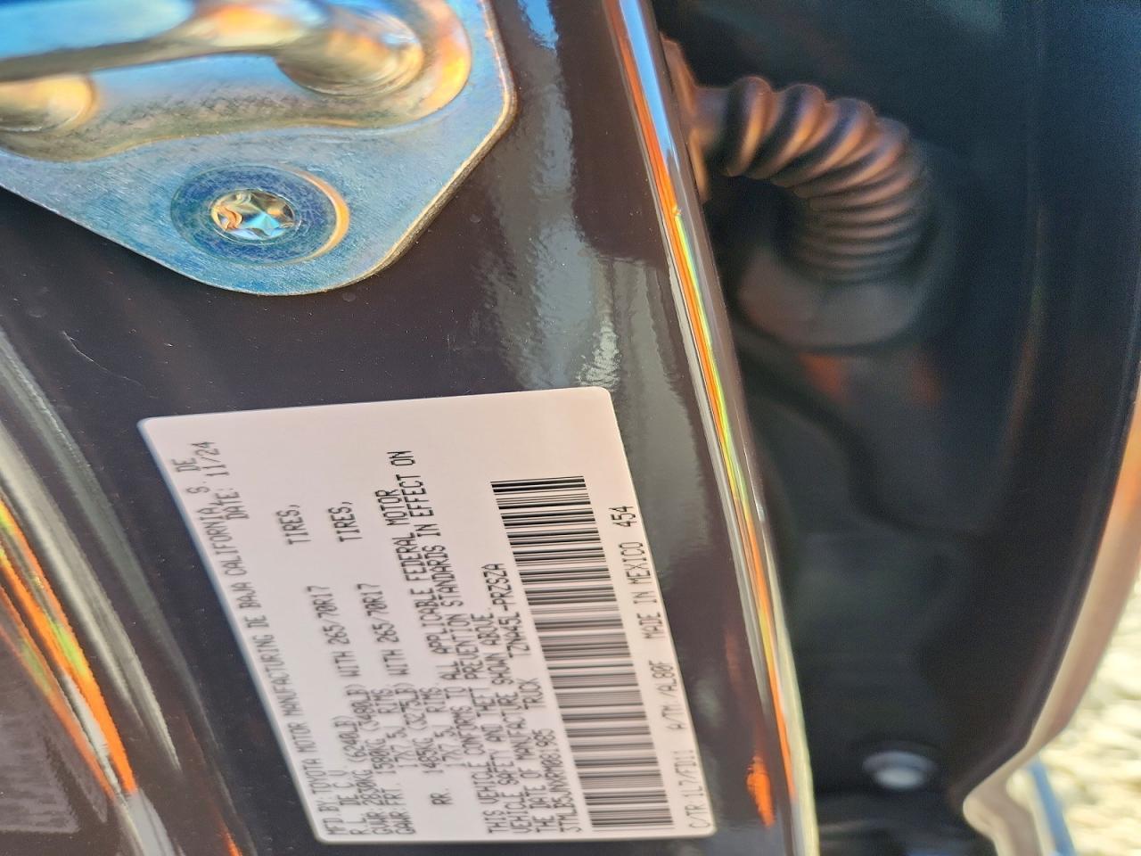 2024 Toyota Tacoma TRD OFF-Road