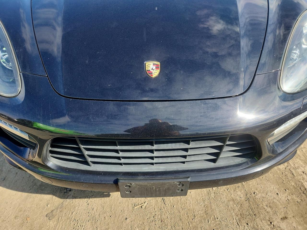 2013 Porsche Cayenne gts