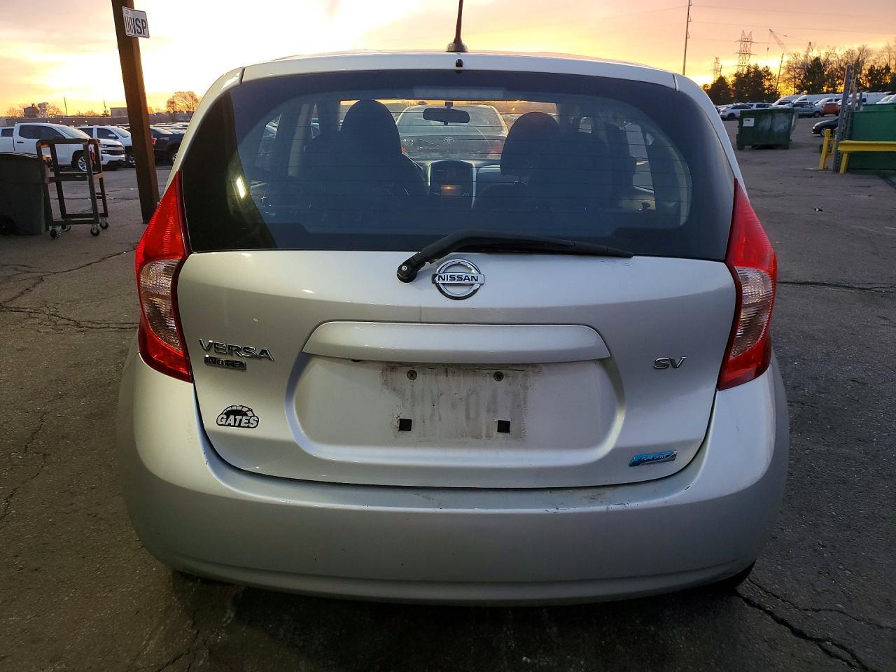 2016 Nissan Versa Note sv
