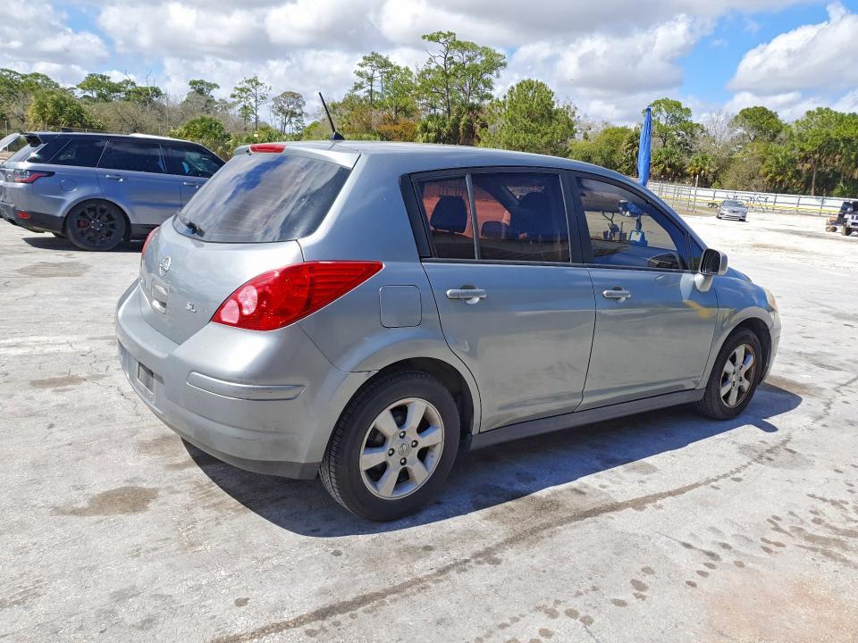 2007 Nissan Versa 1.8 s