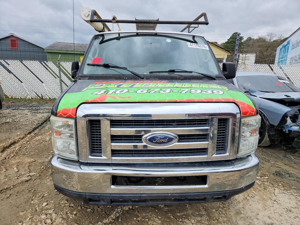2013 Ford Econoline E350 Super Duty Wagon