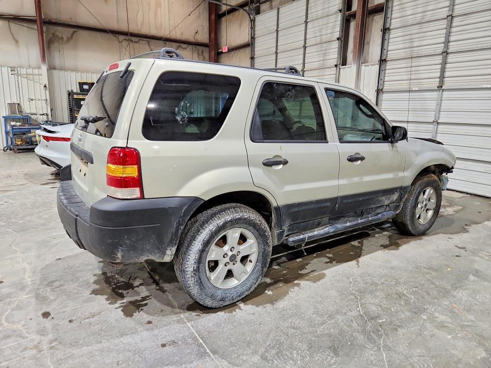 2005 Ford Escape xlt