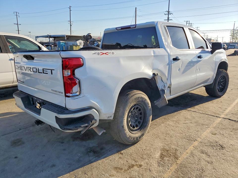 2022 Chevrolet Silverado LTD K1500 Custom