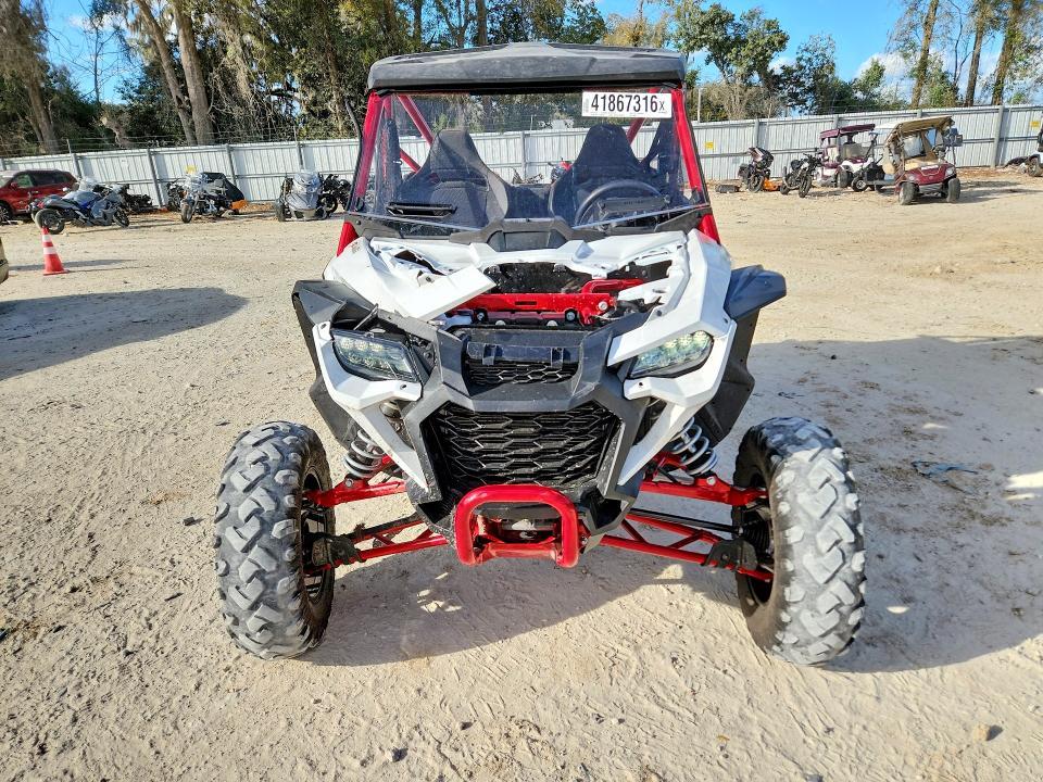 2025 Honda SXS1000 S2R