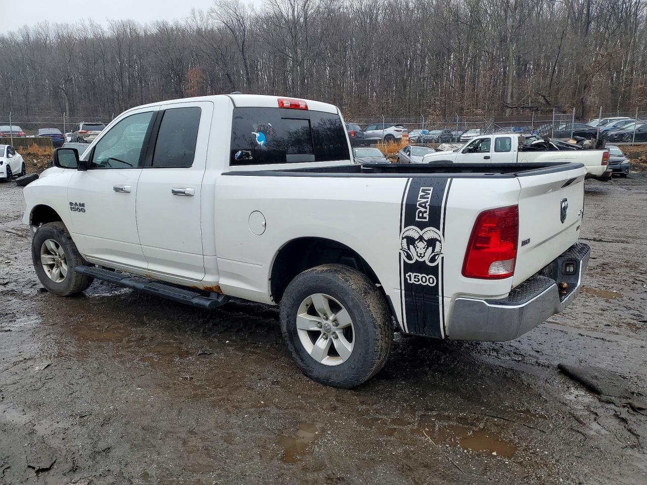 2016 Dodge Ram 1500 slt