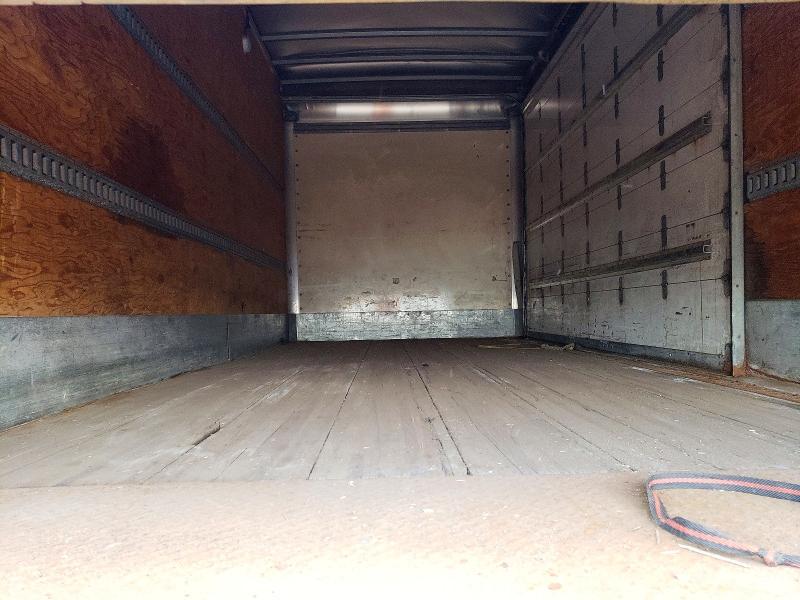 2014 Freightliner Business Class M2 BOX Truck