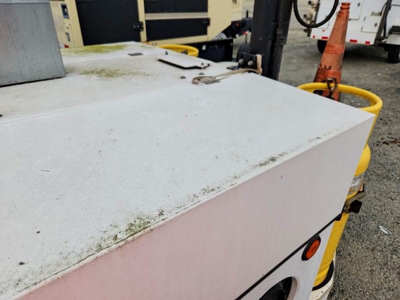 2004 Team Fenex Manhole Support Trailer