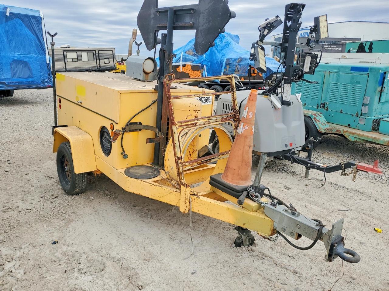 2000 Team Fenex Trailers