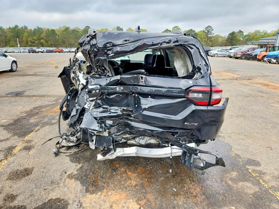 2025 Honda Pilot Elite