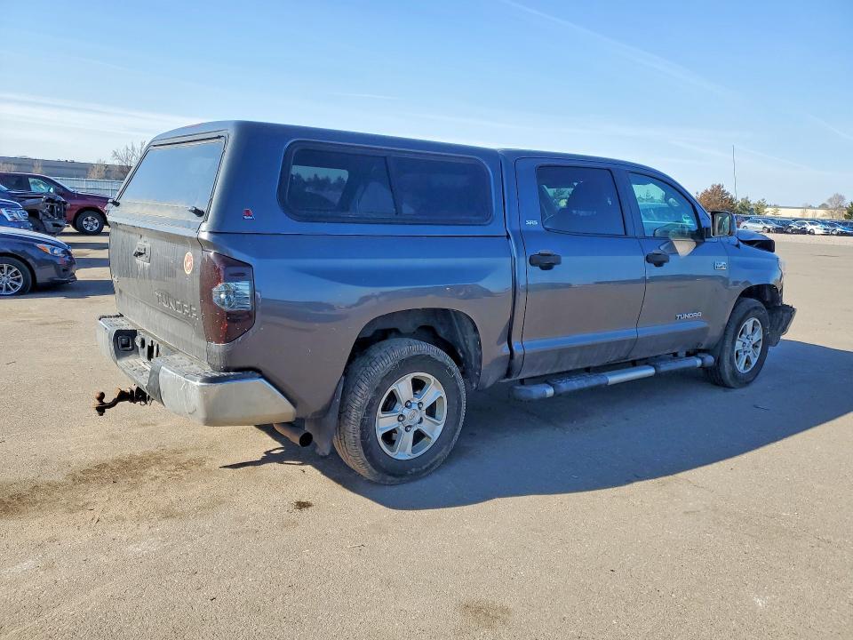 2016 Toyota Tundra SR5
