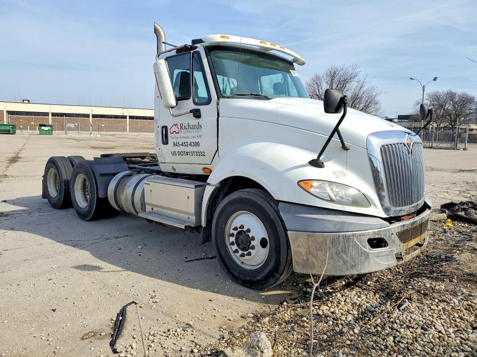 2016 International Prostar Semi Truck