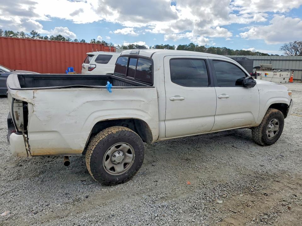 2018 Toyota Tacoma SR