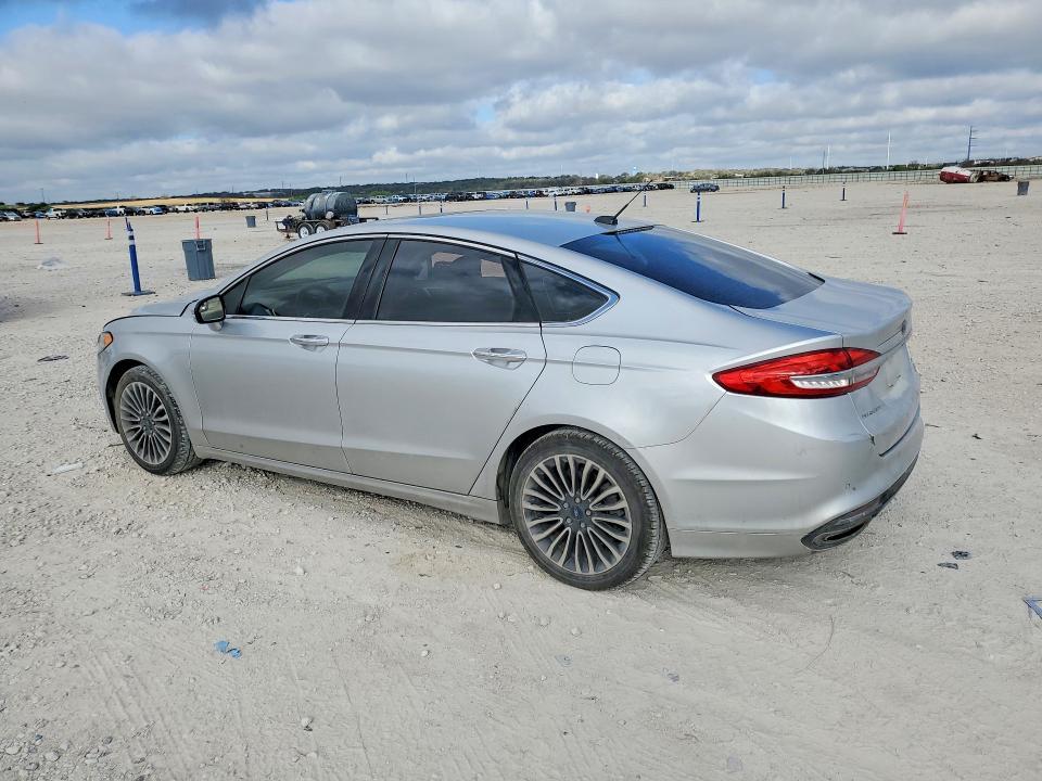2017 Ford Fusion se