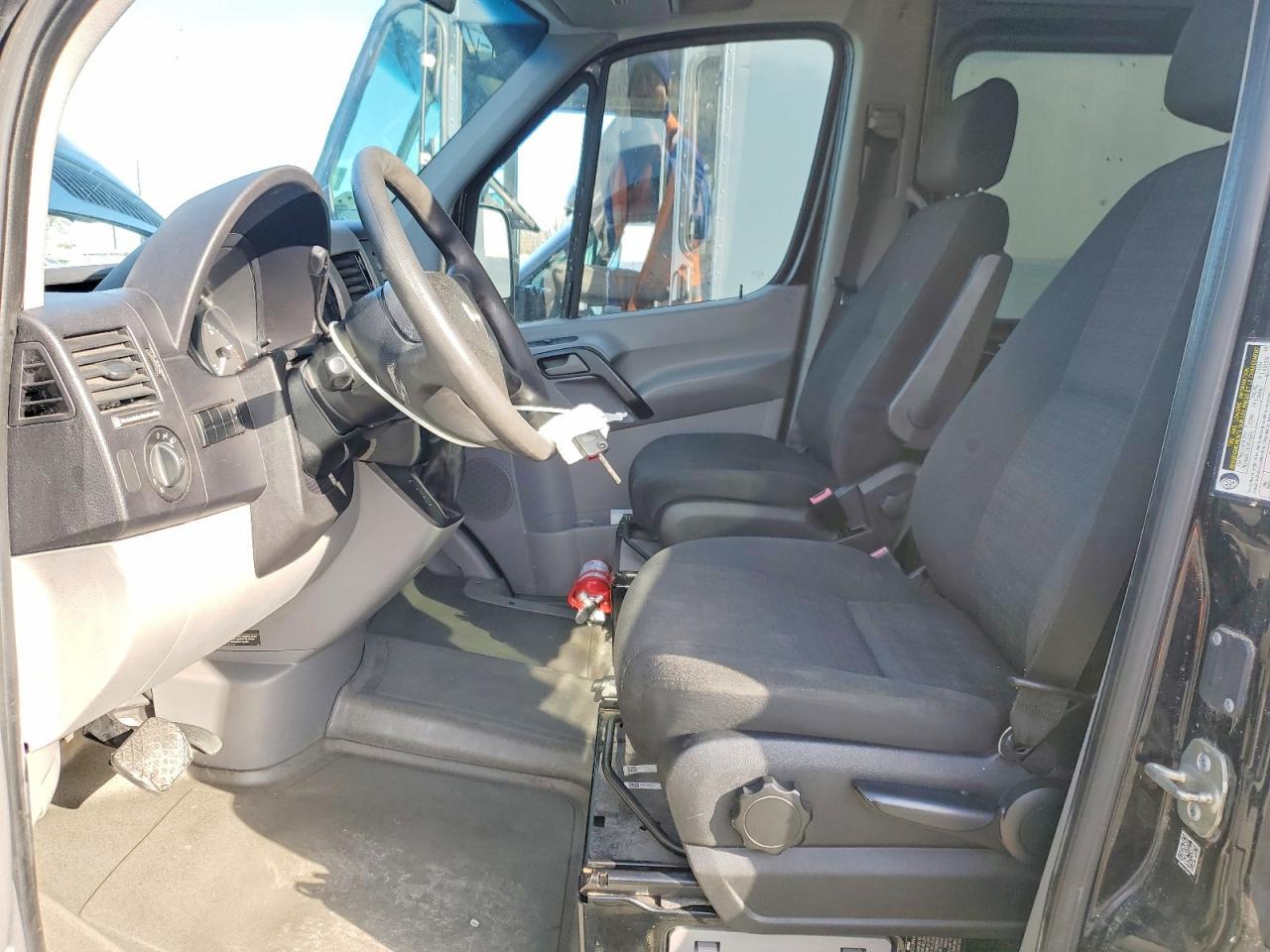 2015 Mercedes-Benz Sprinter 2500