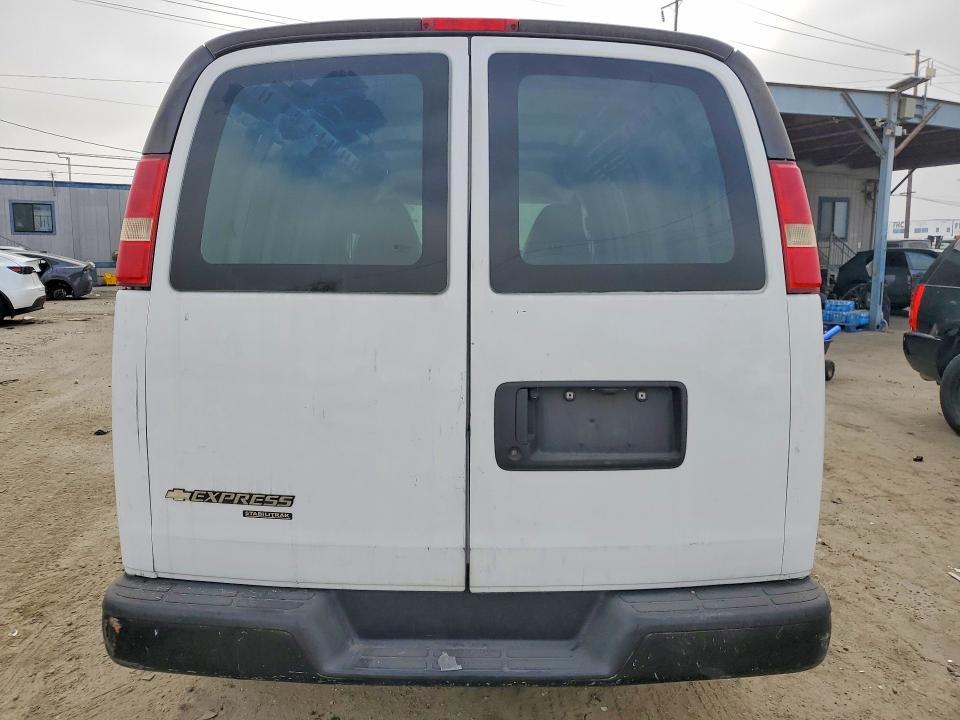 2013 Chevrolet Express 2500 Cargo Delivery Van