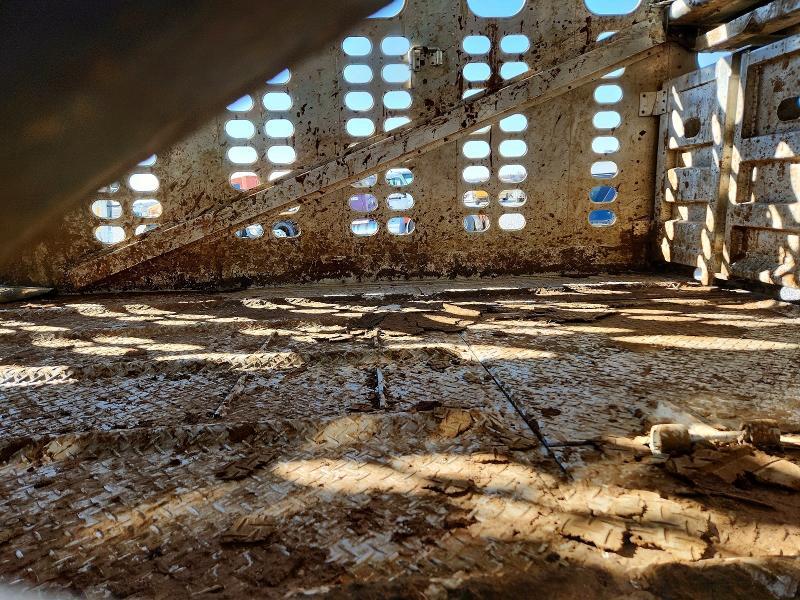 2010 Wilson Trailer 2010 Wilson PSDCL-402 Livestock Trailer