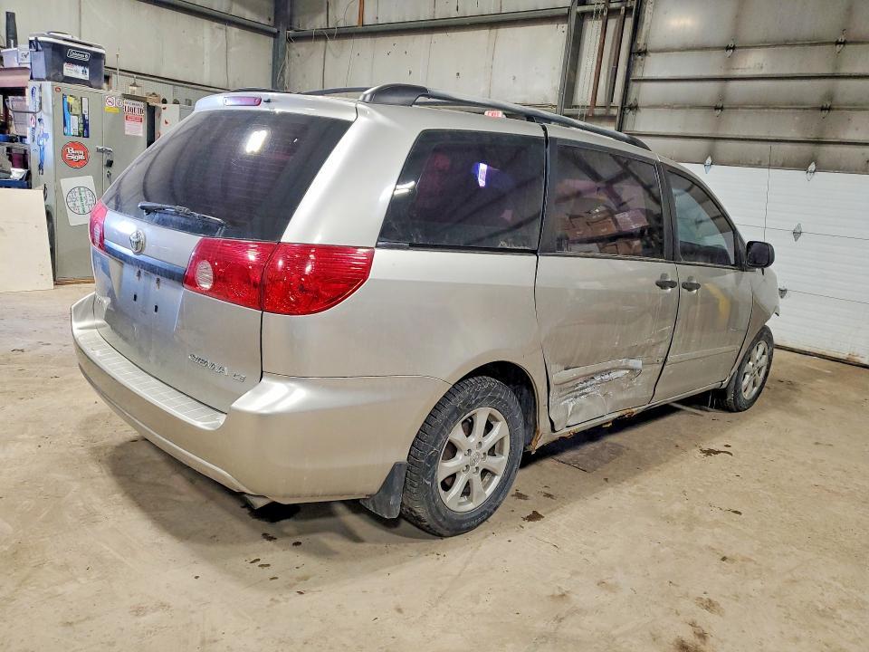 2007 Toyota Sienna ce