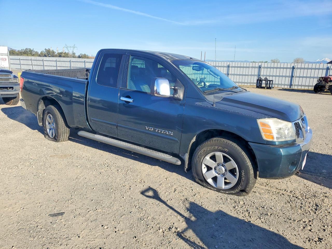 2005 Nissan Titan XE
