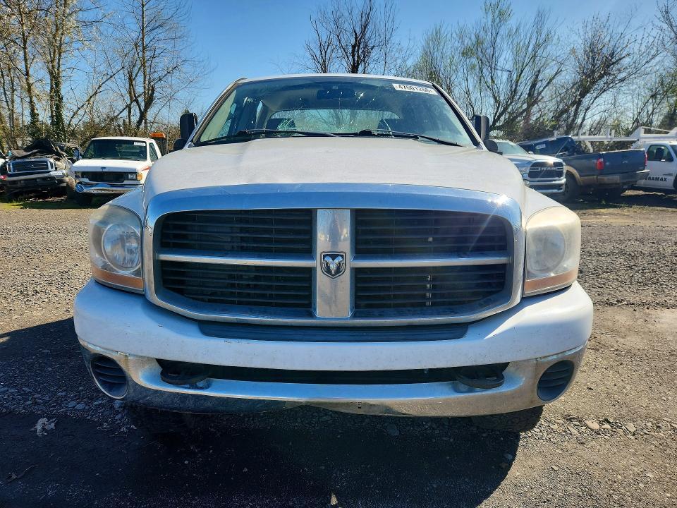 2006 Dodge RAM 2500 ST