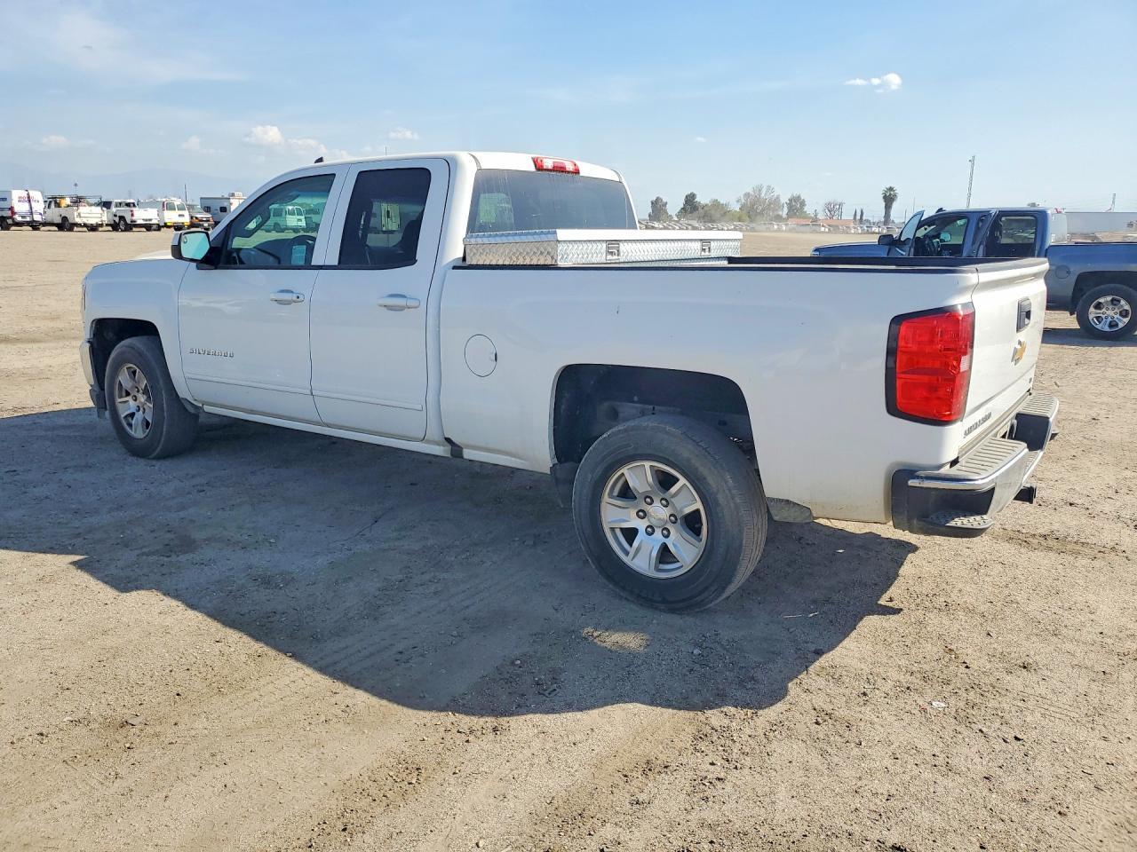 2017 Chevrolet Silverado C1500 lt