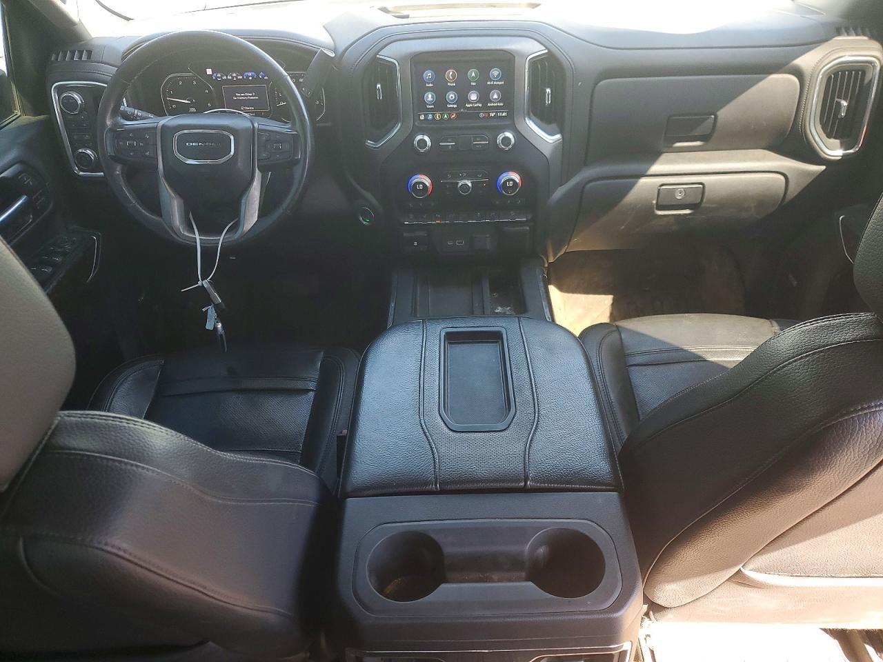 2022 GMC Sierra K2500 Denali