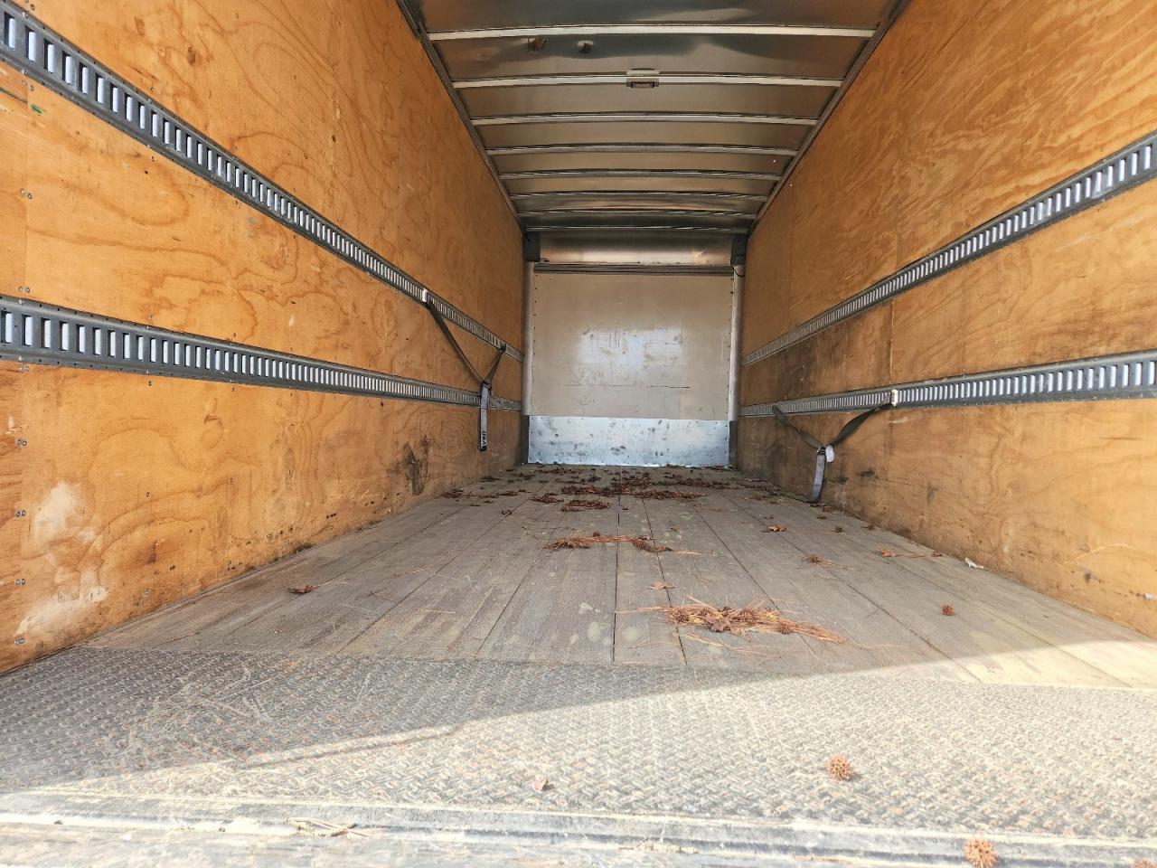2024 International MV607 BOX Truck