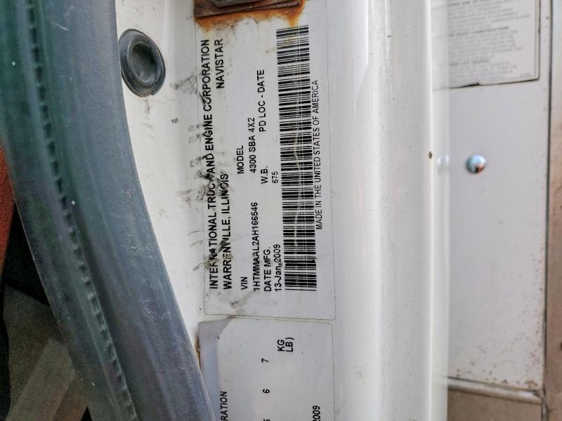 2010 International 4300 BOX Truck