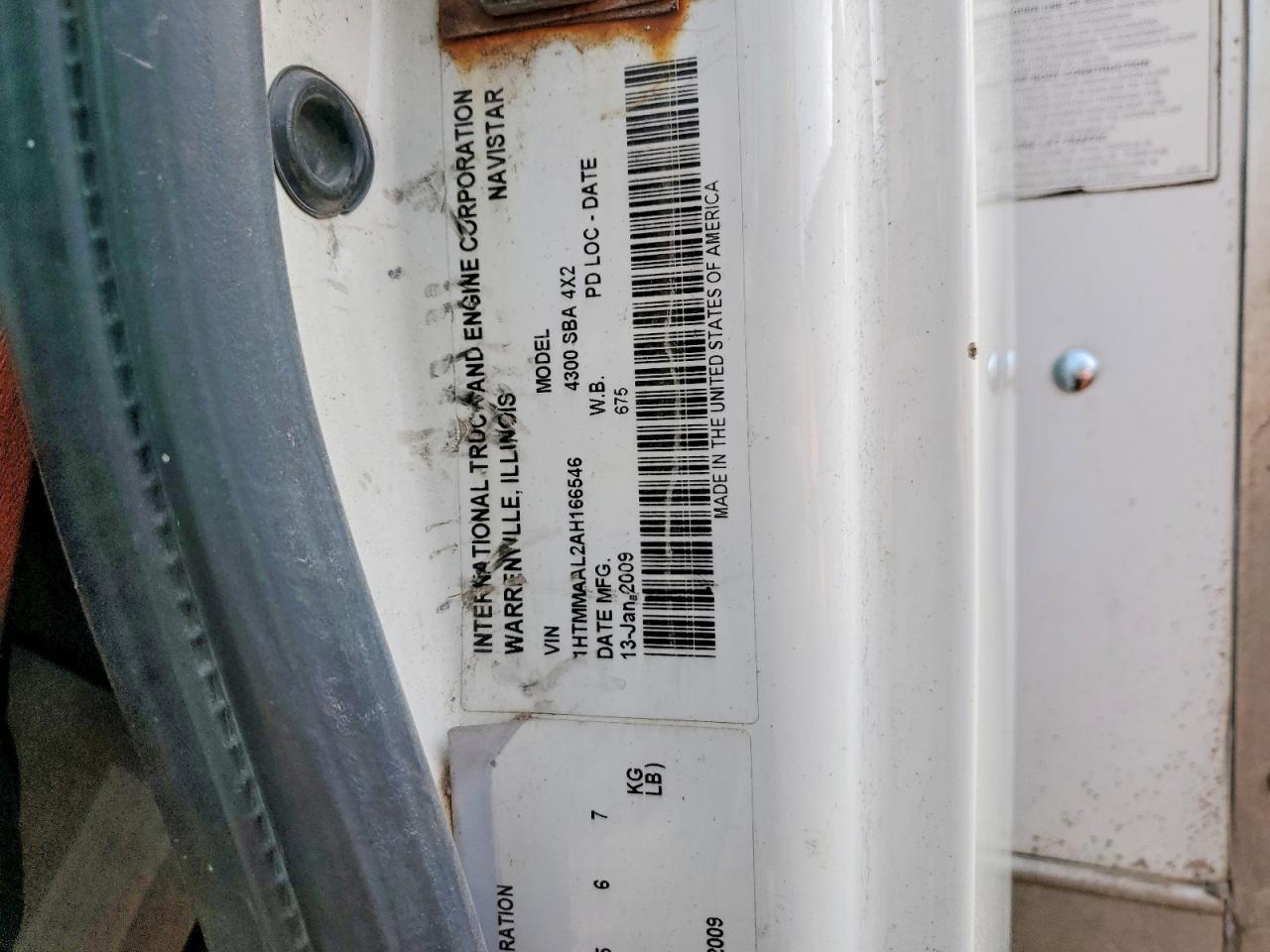 2010 International 4300 BOX Truck