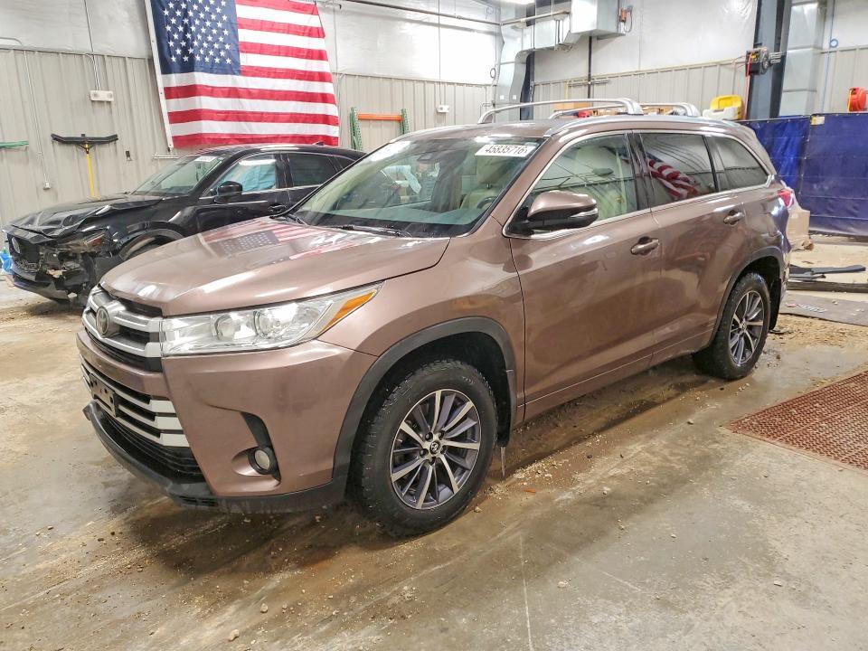 2017 Toyota Highlander xle